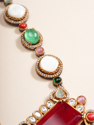 Royal Heritage Necklace Set