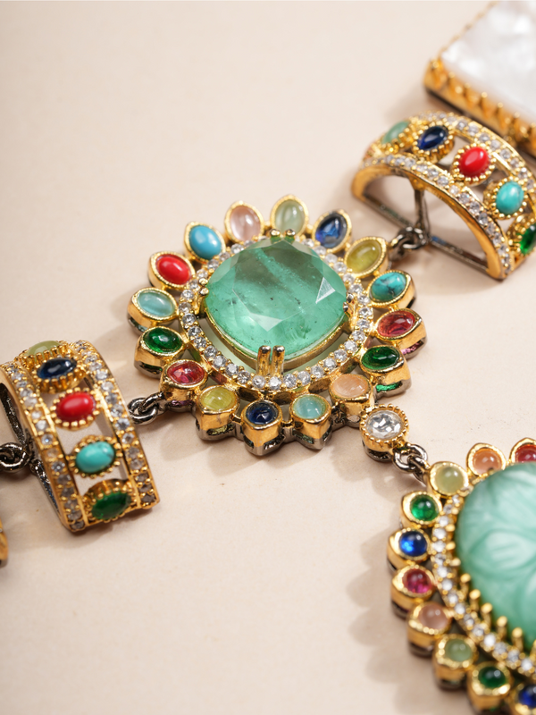 Carved Royal Drops Gemstone Necklace & Earrings Set