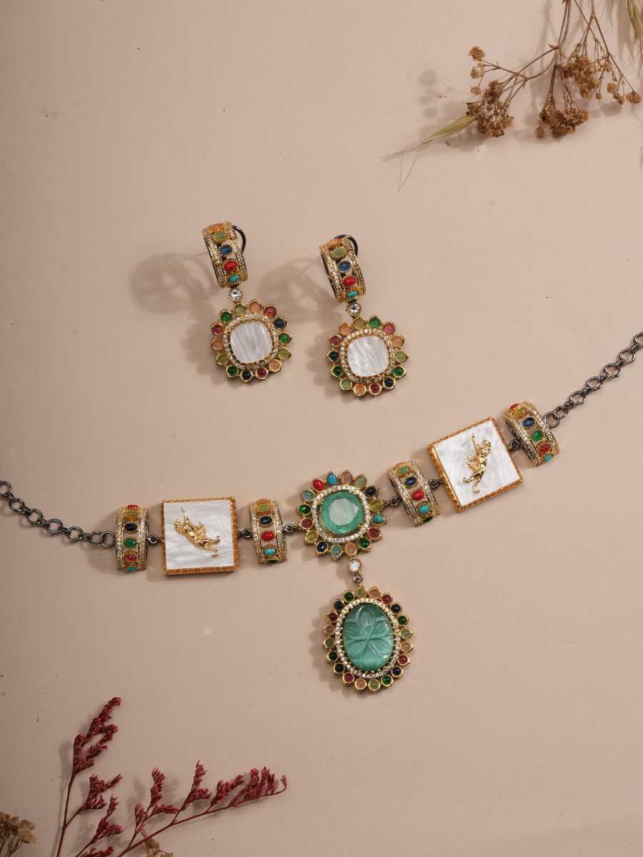 Carved Royal Drops Gemstone Necklace & Earrings Set