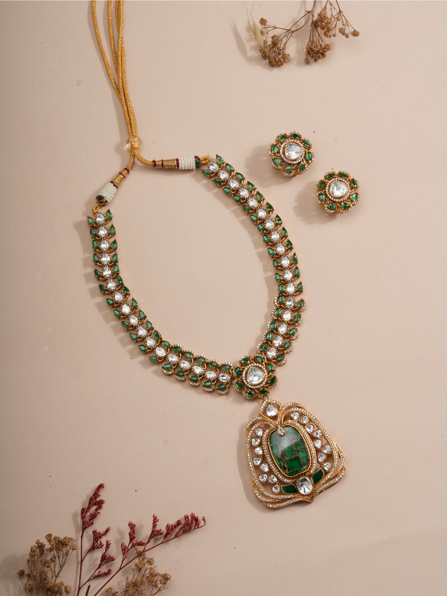 Emerald Queen Polki Kundan Necklace & Studs Set