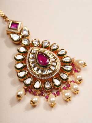 Royal Radiance – Ruby Kundan Maang Tikka