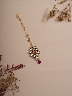 Ruby Blossom – Kundan Maang Tikka