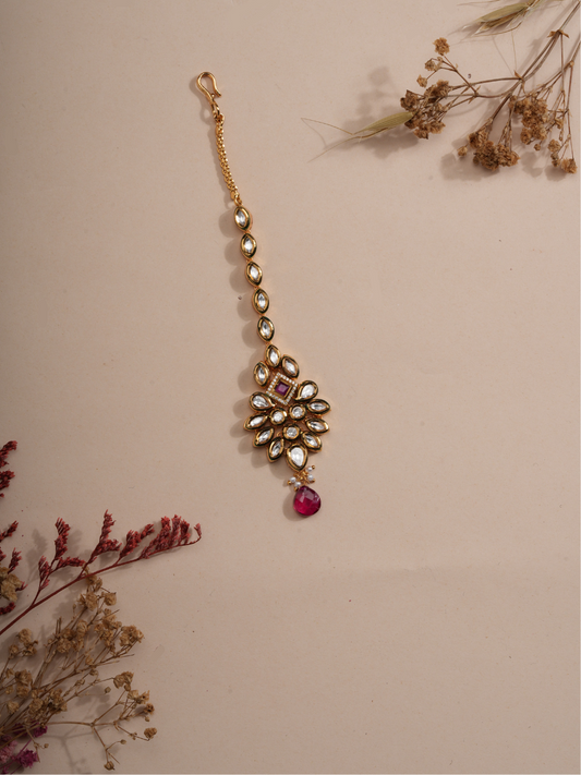Regal Blossom – Kundan Maang Tikka