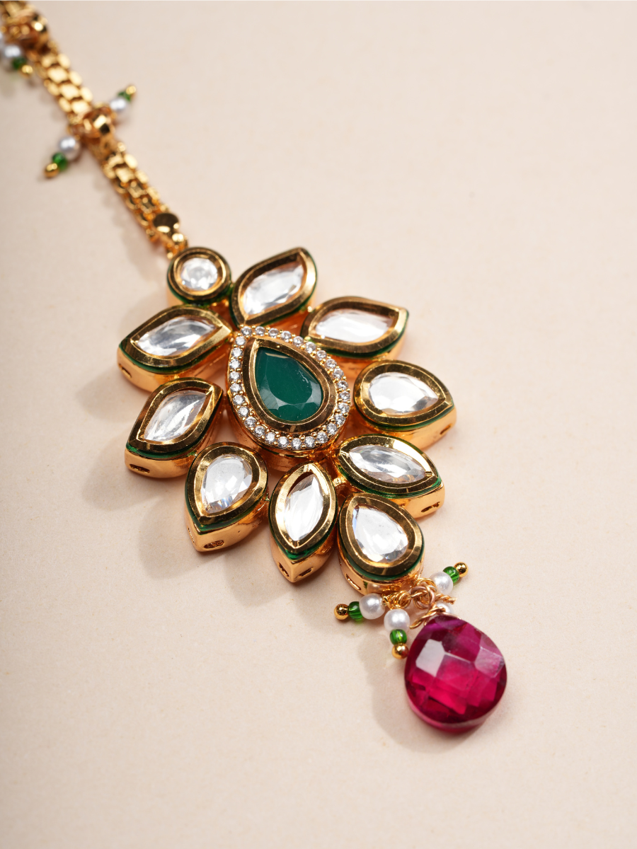 Regal Kundan Floral Maang Tika