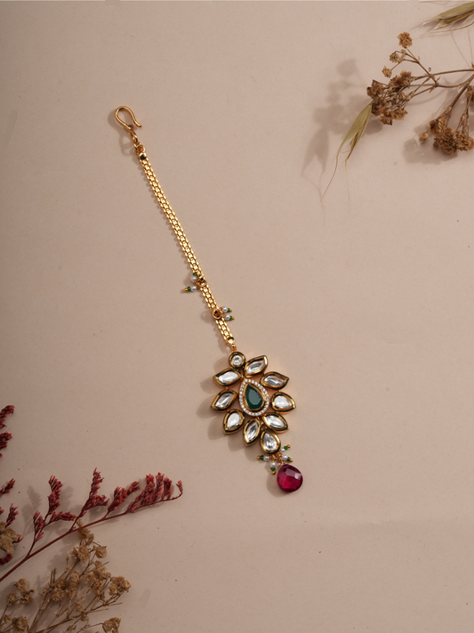 Regal Kundan Floral Maang Tika