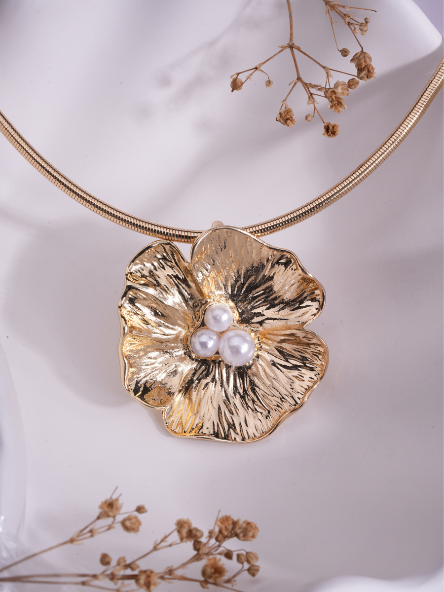 Bloom Aura – Anti Tarnish Necklace