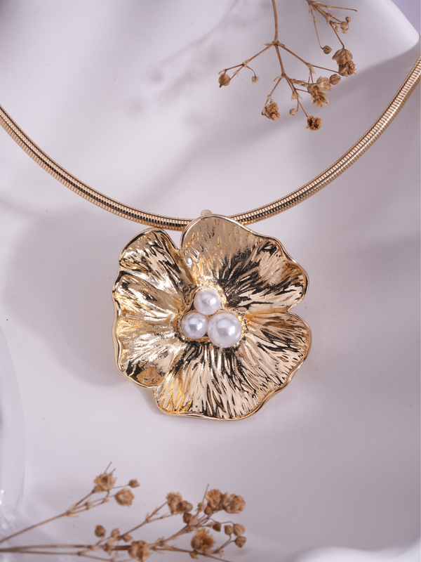 Bloom Aura – Anti Tarnish Necklace