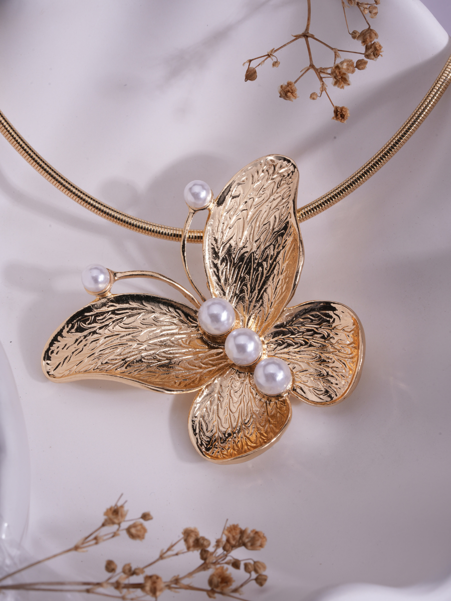 Wings of Pearl – Anti Tarnish Necklace