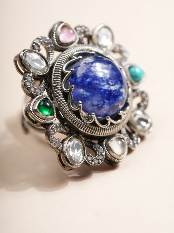 Midnight Crown – Statement Ring