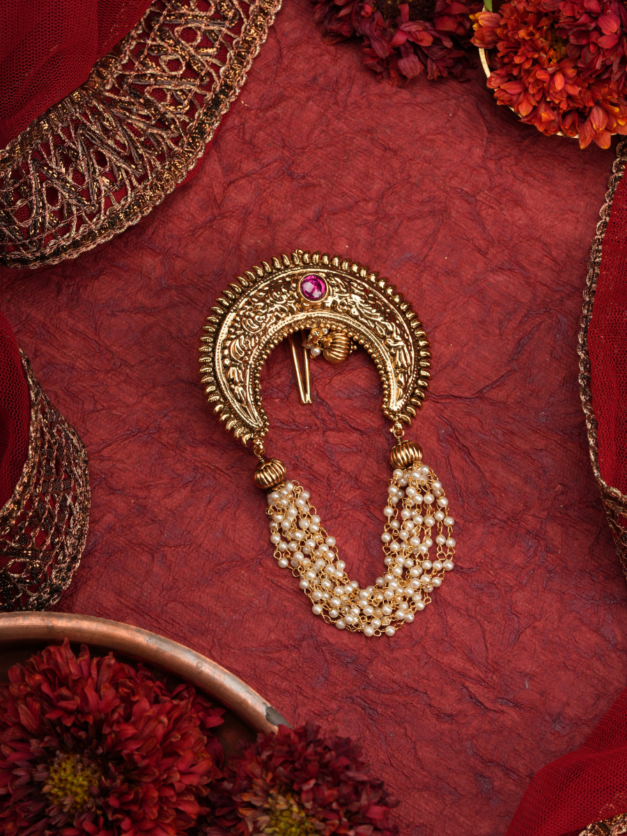 Chandra Valli – Pearl (Temple Hair Accessory)