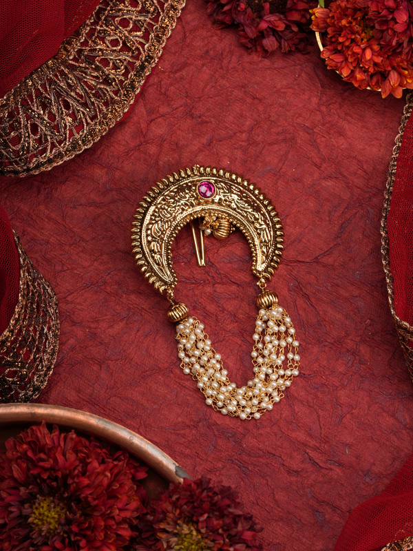 Chandra Valli – Pearl (Temple Hair Accessory)