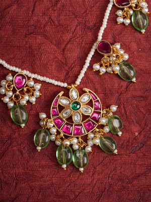 Royal Moonlight Jadau Necklace