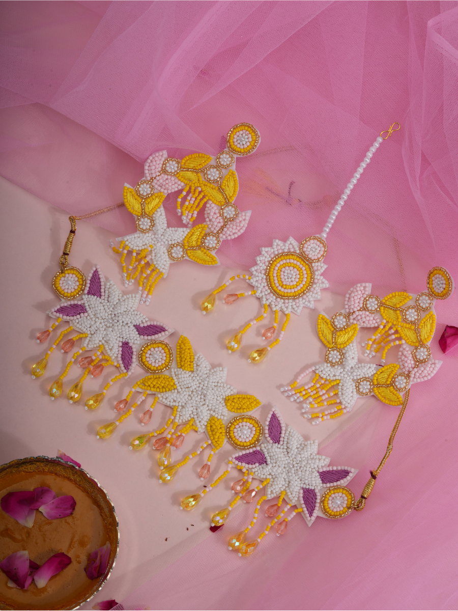 Phoolira – Handmade Haldi Floral Set