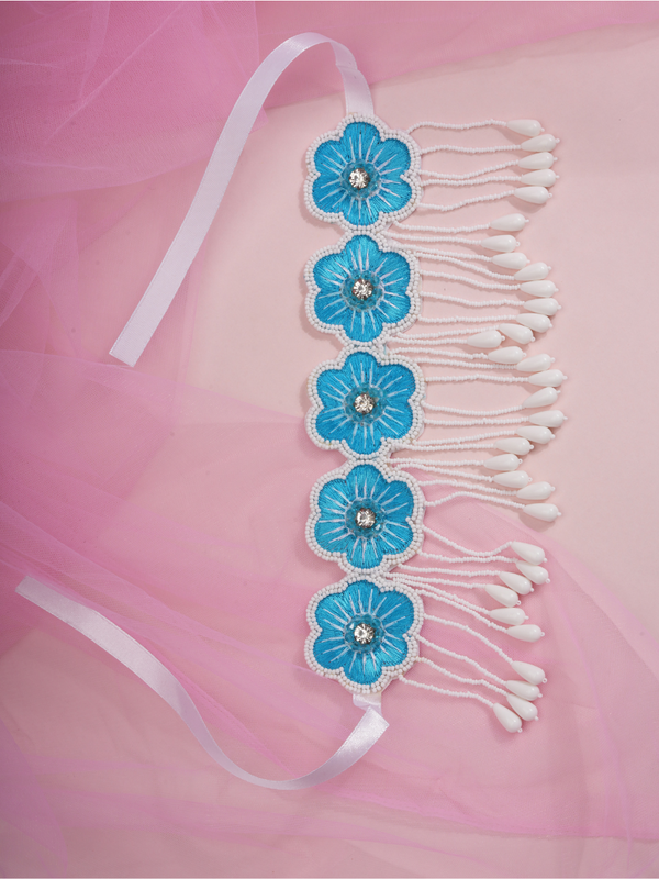 Bluebelle Blink – Handmade Floral Choker Set