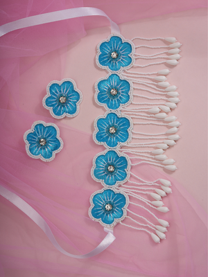 Bluebelle Blink – Handmade Floral Choker Set