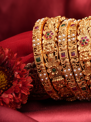 Divya Shringar – Set of 6 Temple Bangles