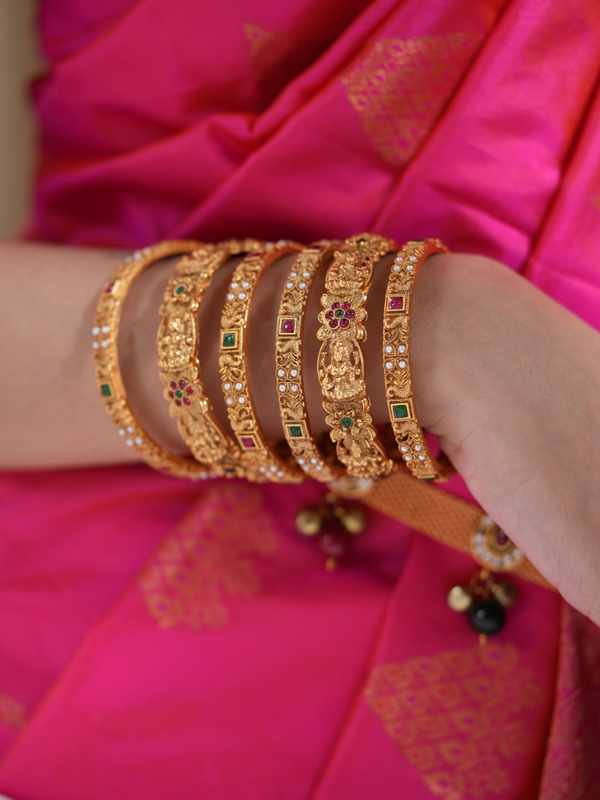 Divya Shringar – Set of 6 Temple Bangles